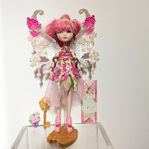 Ever After High C.A. Cupid Heartstruck 12” doll With Accessories - Picture 1 of 16